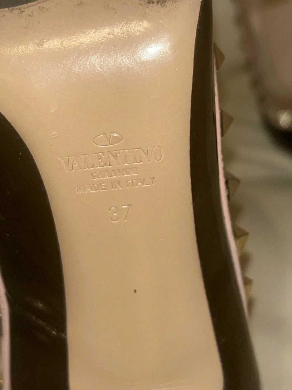 Valentino Black and Blush Rockstud Pointed Toe Stiletto Pumps Size 37 US 7